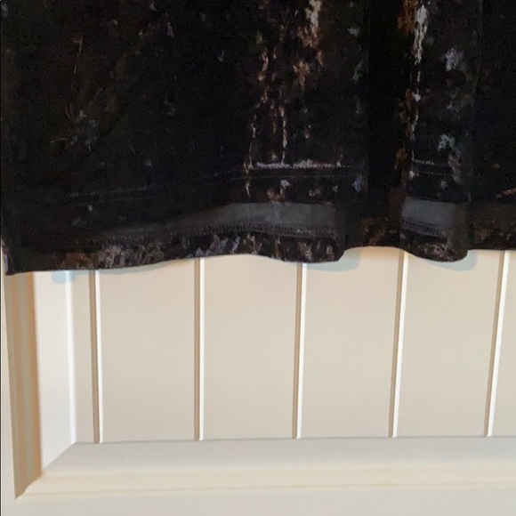 Top - Picture 3 of 3